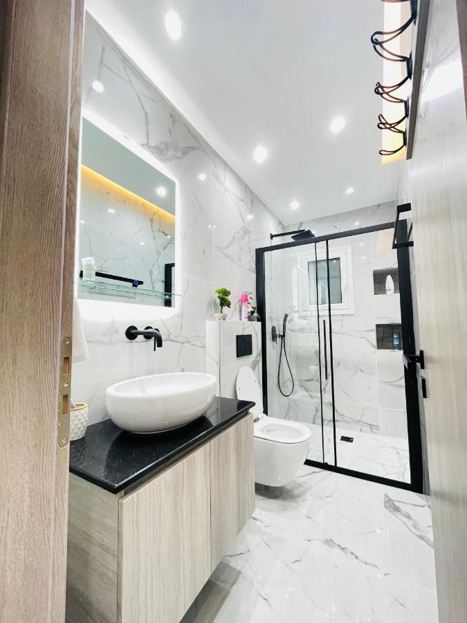 Apollo 2 Bd Jacuzzi Suite Atene Esterno foto