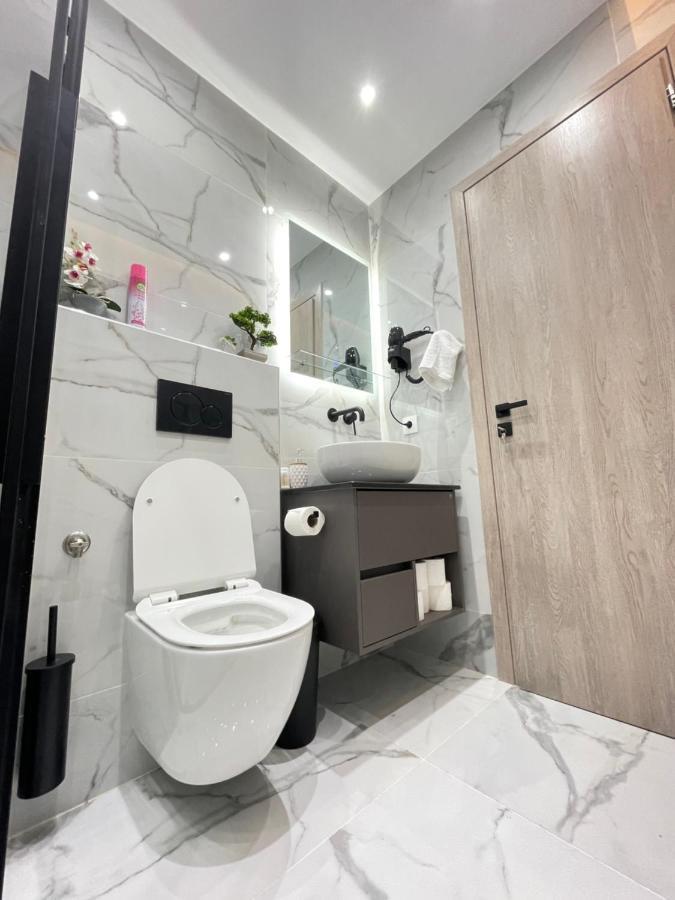 Apollo 2 Bd Jacuzzi Suite Atene Esterno foto