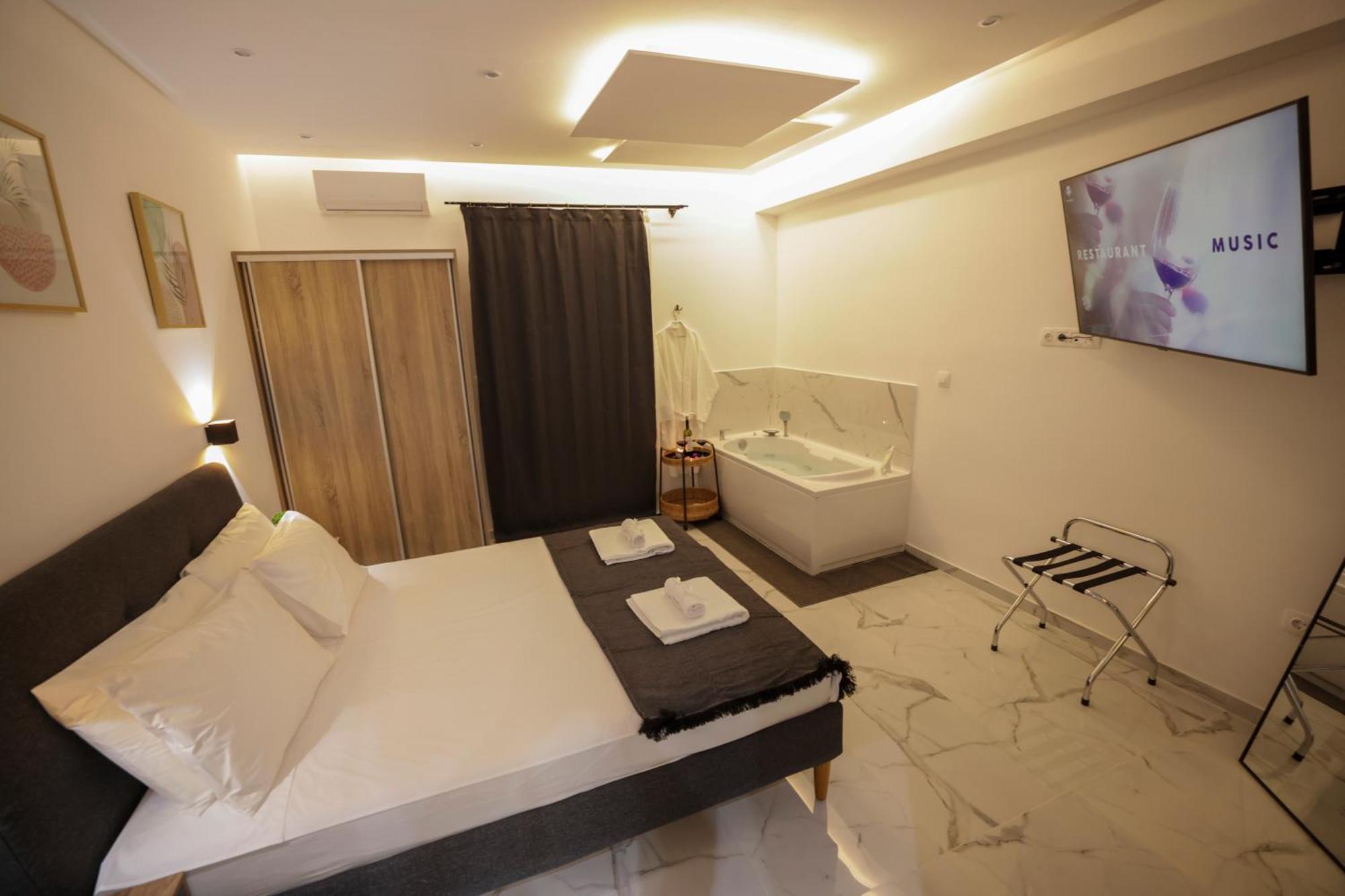 Apollo 2 Bd Jacuzzi Suite Atene Esterno foto